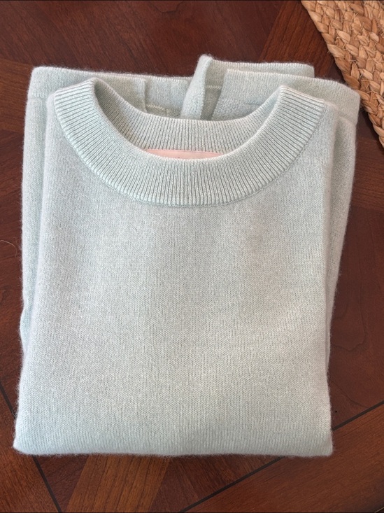 Kilte Sweaters - Kitte Women's Short-Sleeve Crewneck Sweater in Light Mint